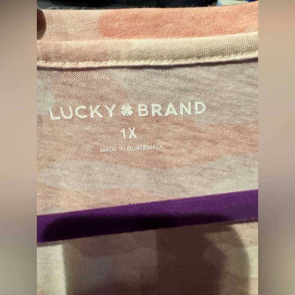 Lucky Brand Pink Camo Short Sleeve Tee - Picture 4 of 5